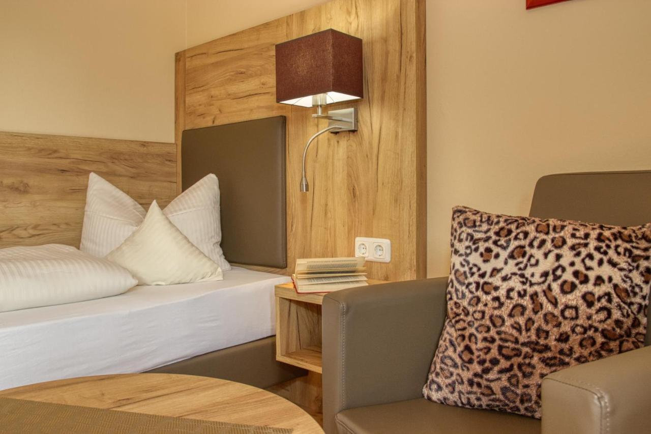 Wellnesshotel Deine Auszeit, Adults Only Achslach エクステリア 写真