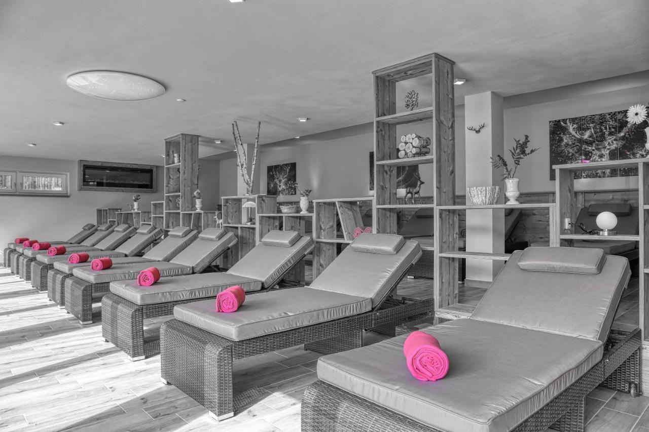Wellnesshotel Deine Auszeit, Adults Only Achslach エクステリア 写真
